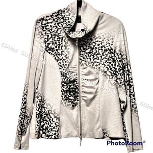 Black and White Jacket or Top Front Zippered Coat Jacket Top- Size XXL